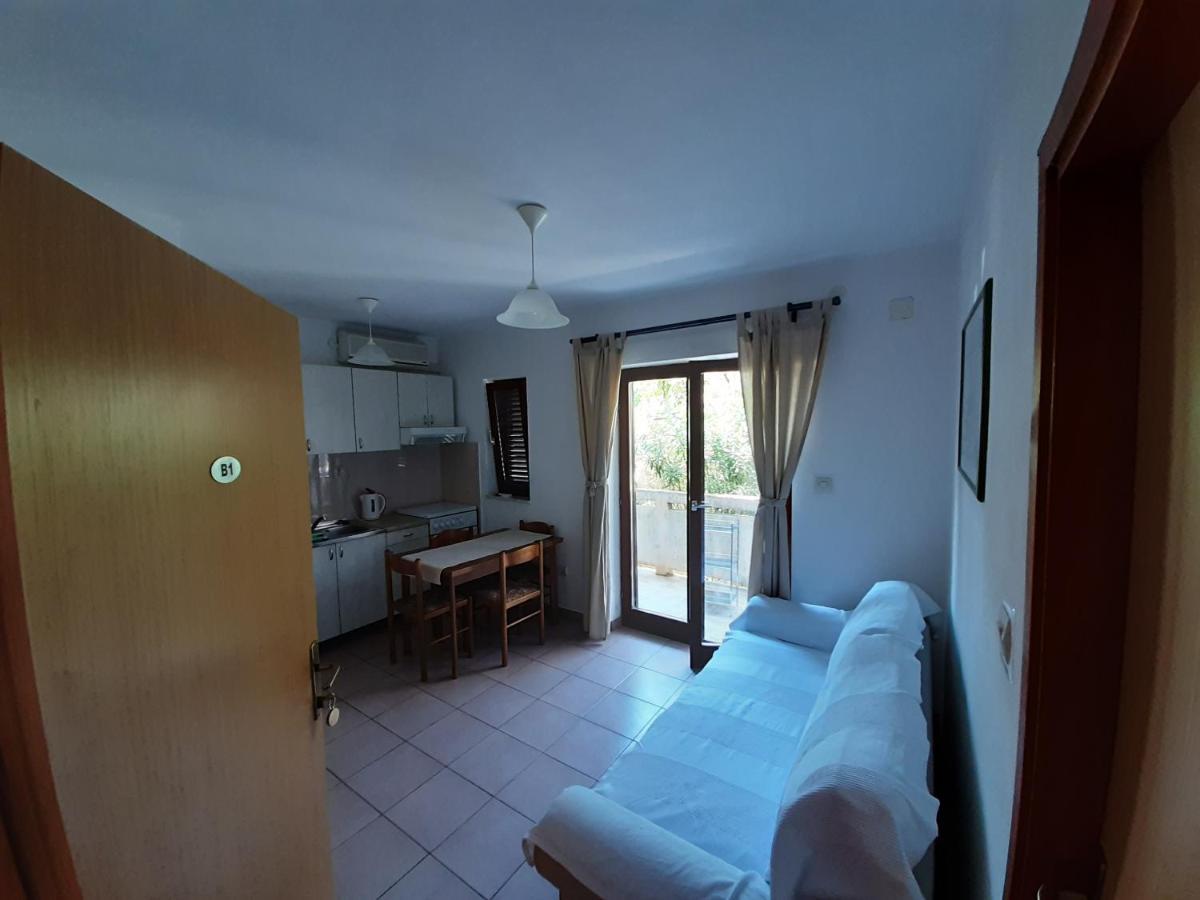 Apartments Keti باغ المظهر الخارجي الصورة