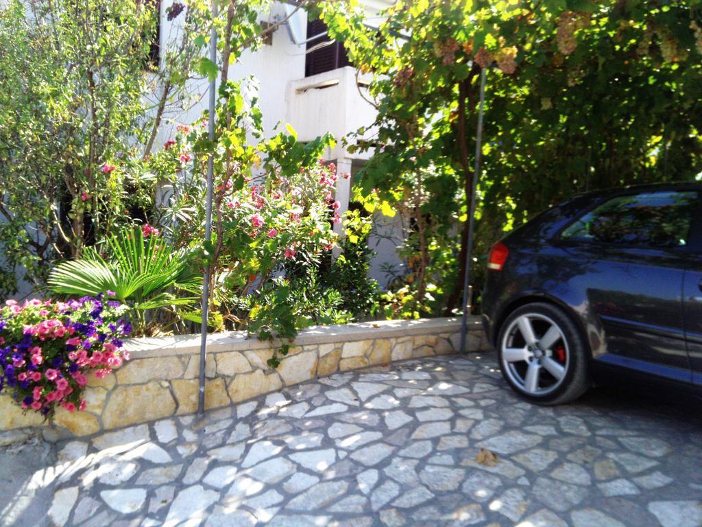 Apartments Keti باغ المظهر الخارجي الصورة